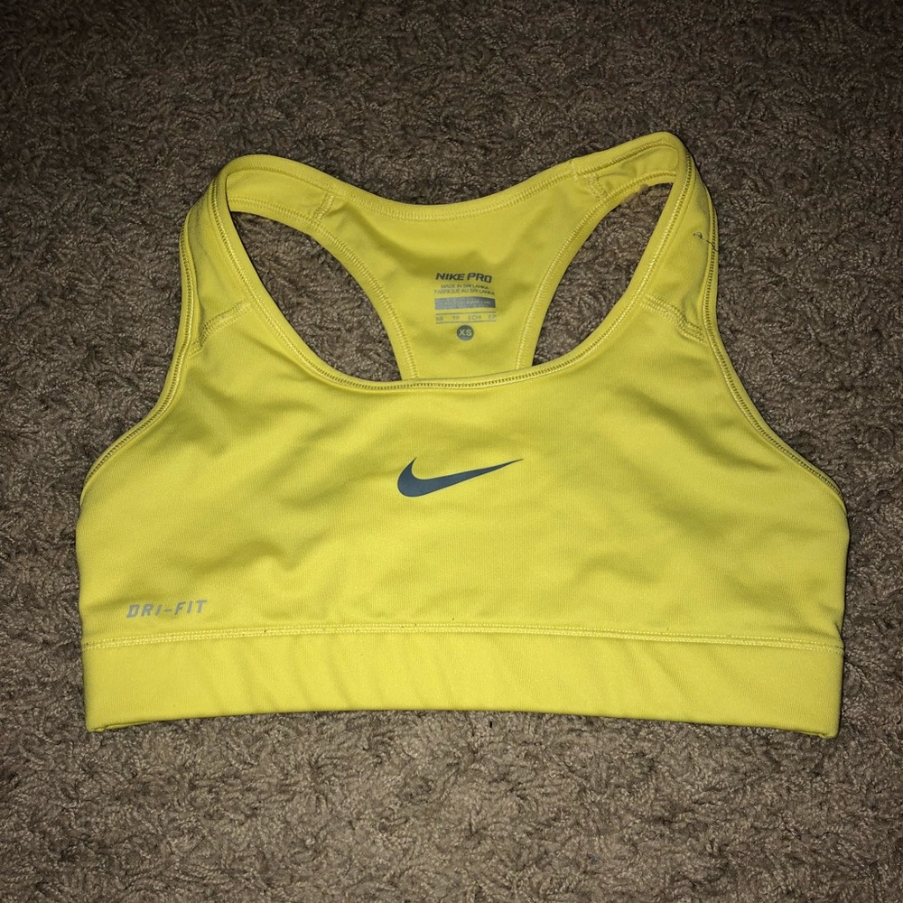 yellow nike sports bra size xs